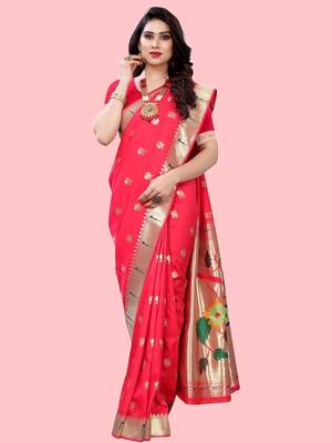 Peach peach paithani woven design saree and has a zari border blouse piece 4