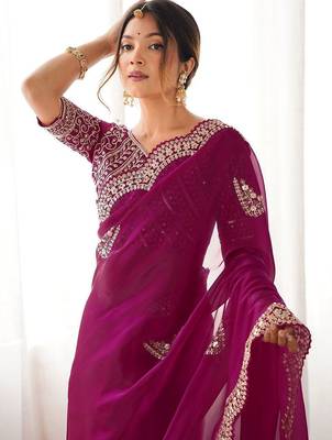 Magenta embellished sequinned tissue saree with blouse piece 3