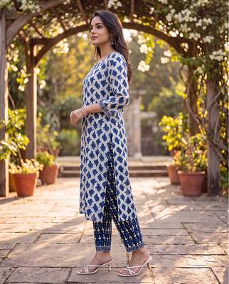 Women's white cotton abstract printed kurta and trouser set | trendy ethnic wear for women | stylish casual & festive 4