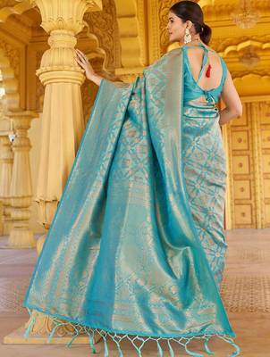 Sea green ethnic motifs woven design zari saree 3