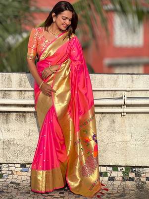 Peach woven design zari paithani saree 1