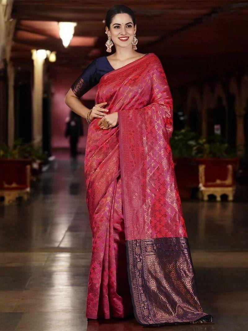 Peach woven design zari silk blend banarasi saree