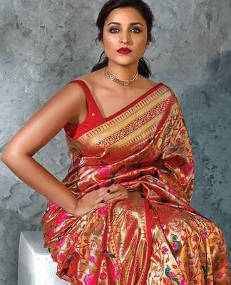 Red floral zari paithani saree 1