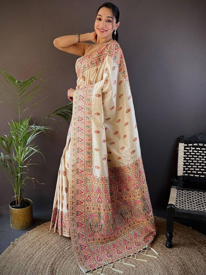 White ethnic motifs woven design zari pashmina saree with unstitched blouse piece