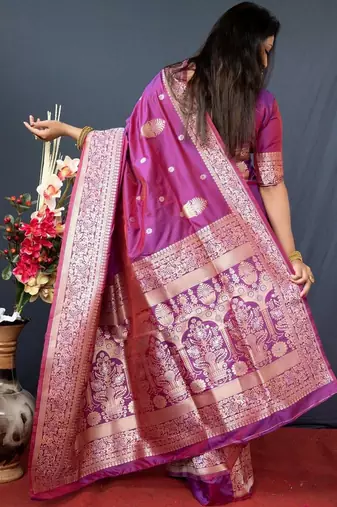 Magenta magenta kanjeevaram sarees