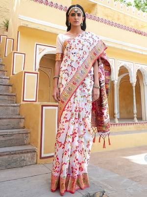 White woven design zari silk blend saree 1