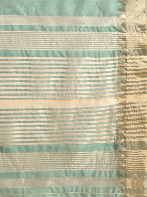 Sea green sea green & gold-toned solid saree 4