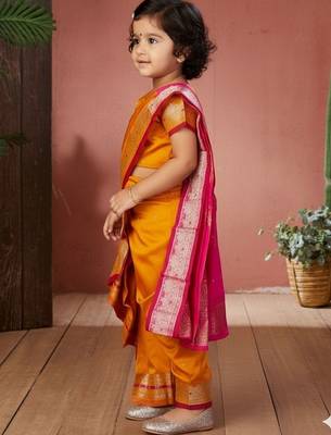 Mustard woven design zari art silk maheshwari saree 4