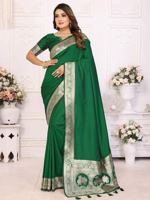 Green zari silk blend banarasi saree 1