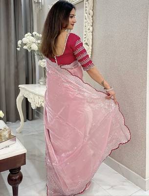 Pink ethnic motifs embroidered silk blend saree 2