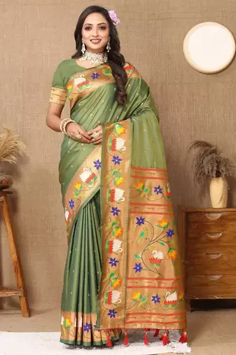 Green floral woven design zari paithani saree