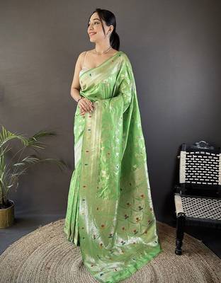 Green woven design zari banarasi saree 1