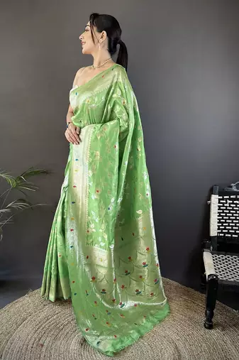 Green woven design zari banarasi saree