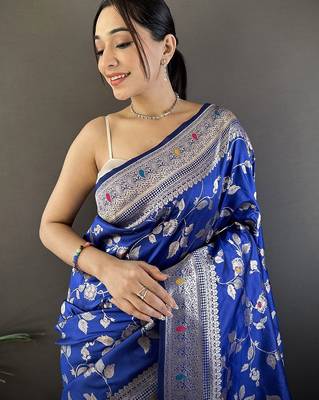 Blue floral woven design zari banarasi saree 4