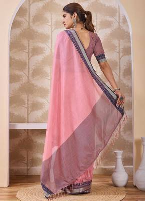 Onion pink zari and thread work border cotton blend saree with tassels with blouse 3