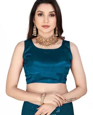 Turquoise embellished sequinned saree 4