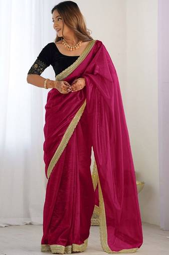 Red embellished sequinned saree with blouse piece
