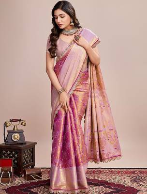 Pink woven design zari silk blend kanjeevaram saree 4