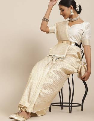 Cream cream-coloured & gold-toned paisley zari silk blend kanjeevaram saree 1