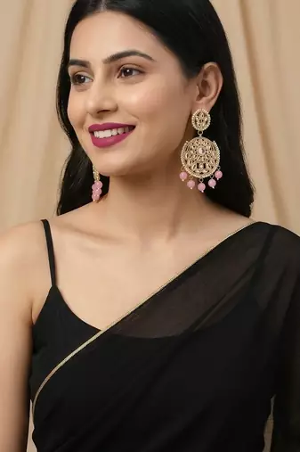 Light pink kundan earrings