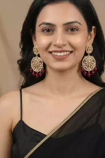 Maroon kundan earrings