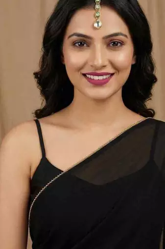 Kundan maangtika