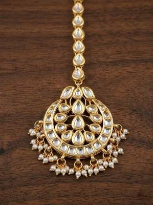 Golden kundan maangtika 1