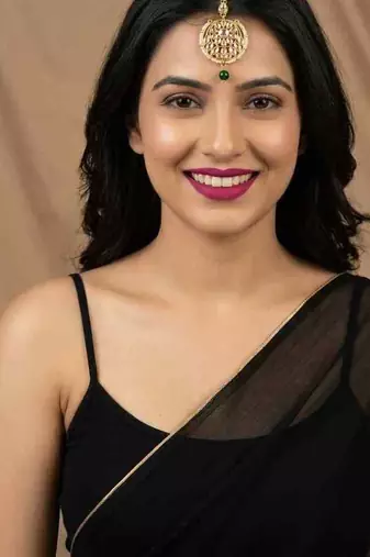 Green kundan maangtika