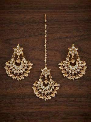 Kundan bridal chandbali earrings with maangtika set 1