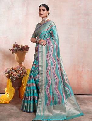 Blue kanjeevaram geometric printed woven design zari saree 3