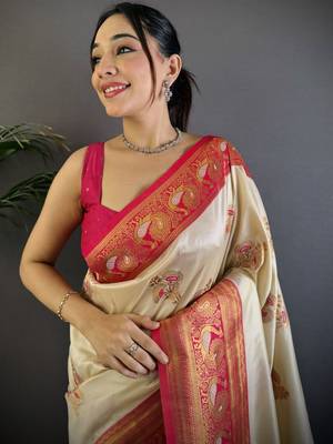White white banarasi silk zari meenakari weaving saree with contrast blouse piece 2