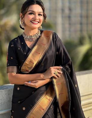 Black woven design zari silk blend paithani saree 1