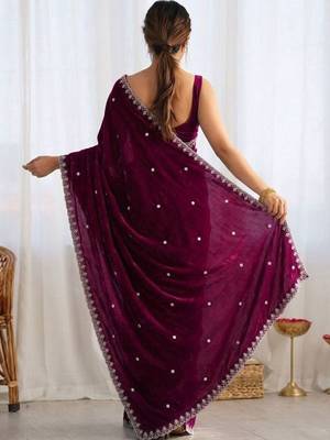 Purple ethnic motifs embroidered bagh saree 3