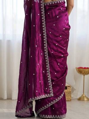 Purple ethnic motifs embroidered bagh saree 4