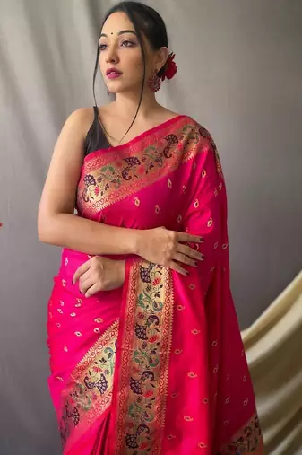 Pink pink silk blend woven design sarees