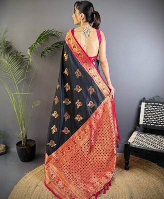Black black banarasi silk zari meenakari weaving saree with contrast blouse piece 3