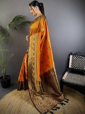 Orange orange banarasi silk zari meenakari weaving saree with contrast blouse piece 3