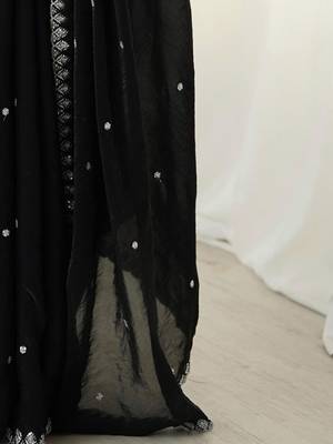Black ethnic motifs embroidered bagh saree 3