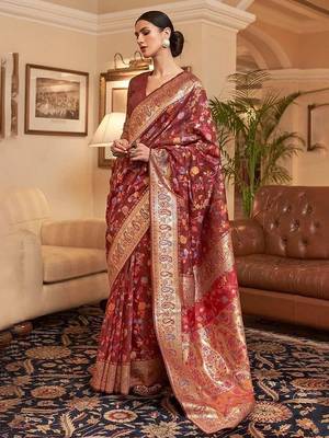 Maroon woven design zari art silk kanjeevaram saree 2