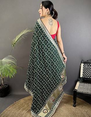 Green bandhani embroidered silk blend heavy work bandhani saree 3
