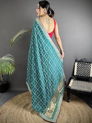 Teal woven design zari silk blend handloom bandhani saree 3