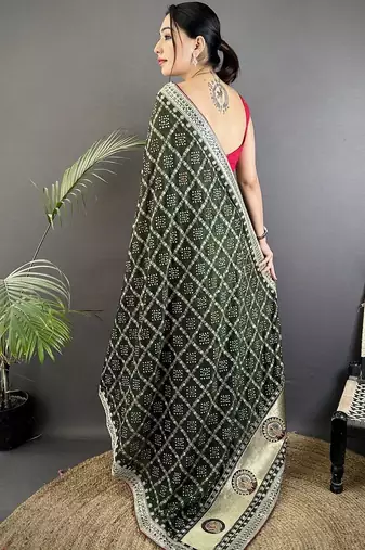 Green sequinned silk blend handloom bandhani saree