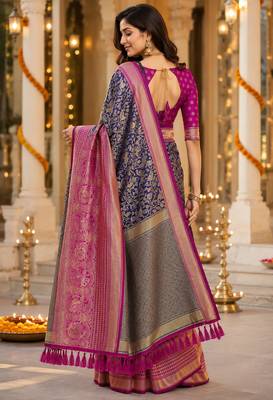 navy blue jacquard saree with silver zari weaving     elegant party wear ethnic saree 3