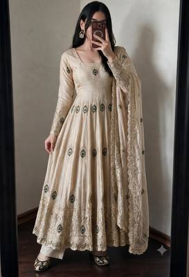 Beige silk blend embroidered anarkali kurta set with pant and dupatta 3