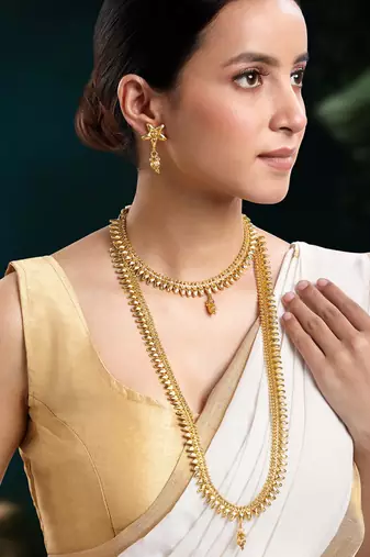 Women's gold toned maharani haar long necklace short necklace & drop