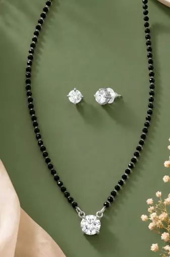 Women's brass silver toned round solitaire mangalsutra set with s-hook