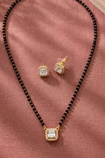 Women's golden toned square solitaire mangalsutra & stud earring  set