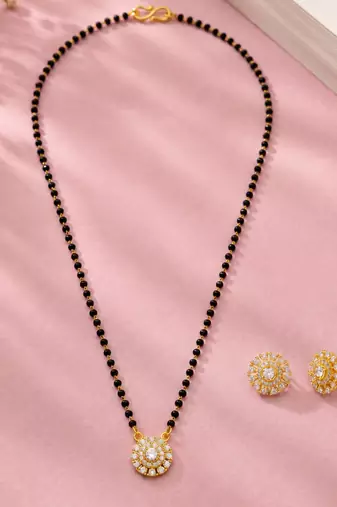 Women's golden toned floral mangalsutra & stud earring jewelry set