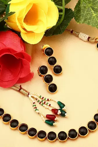 Women's faux kundan choker necklace bharatanatyam jewelry set with earrings