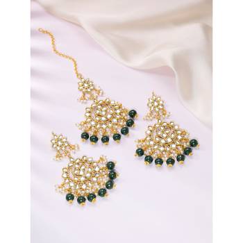 Faux kundan green pearl chandbali earrings with maang tikka jewelry 2